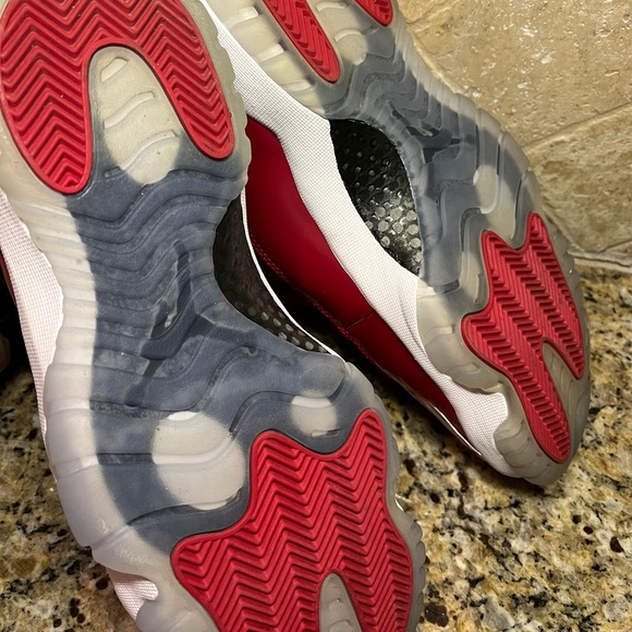 Jordan 11 “Win Like 96” - Picture 5 of 7